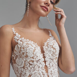 Annais Bridal robe Talina